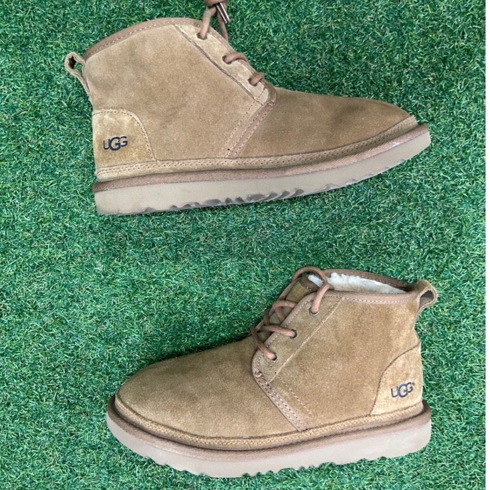 UGG Neumel Chestnut Suede Lace Up Chukka Boots 1017320K Size 6 Kids 7.5 Women